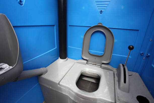 Best Porta potty delivery and setup  in Willoughby Hills, OH